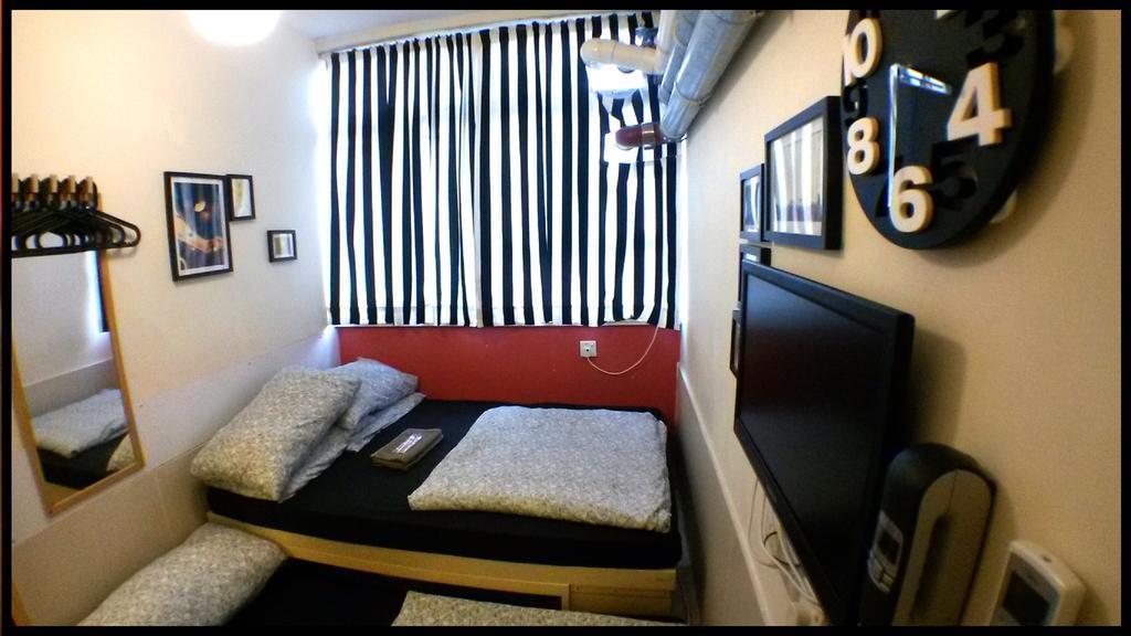 Micro Hotel Hong Kong Bilik gambar